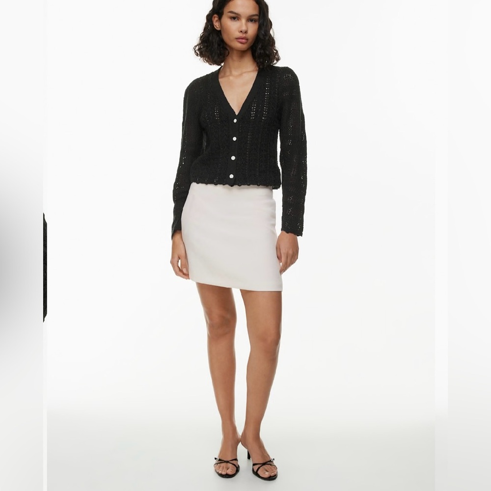 🖤 Aritzia Splendour Cardigan — Medium — Black — Like New